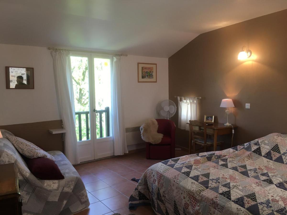 Bed and Breakfast La Ferme De Valauris Sisteron Exteriér fotografie